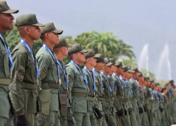 ¡Graduación militar conjunta! Presidenta (E) Delcy Rodríguez encabeza actos por los 215 años de la Independencia