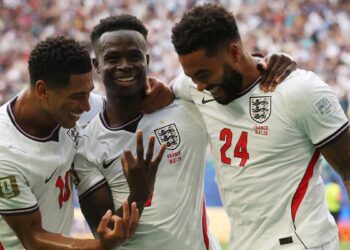 Inglaterra conquista la medalla de bronce en un partido histórico ante Francia