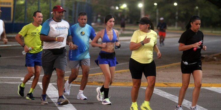 Mayor hidratación en la ciclovía con alianza entre el IMDEPREC y Ferretería Bicolor
