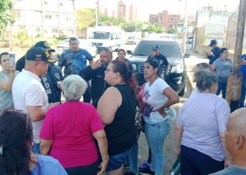 Gobierno Bolivariano restituye servicio eléctrico en Urb. Zapara I