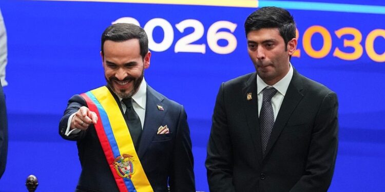 De la Espriella barre con cinco embajadores de la era Petro