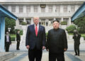 Trump ordena reducir ejercicios militares con Seúl por su «muy buena relación con Kim Jong-un»