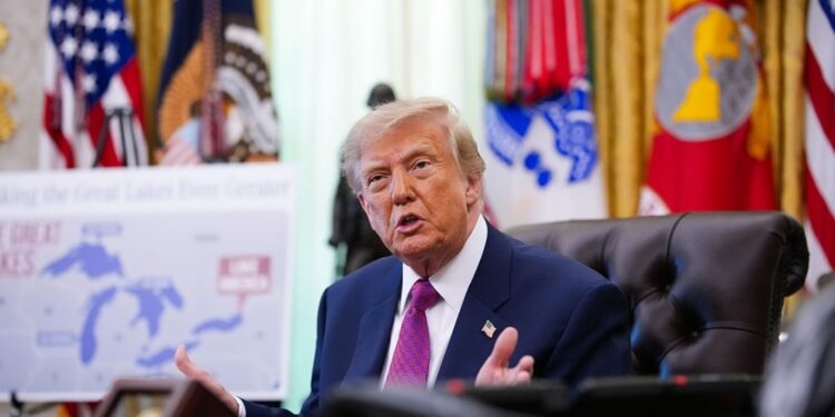 Trump: «Entramos en Venezuela, ganamos. Entramos en Irán y les estamos dando una paliza»