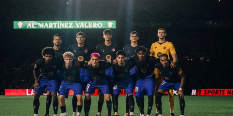 El Barcelona inicia la defensa del título liguero con una goleada al Elche
