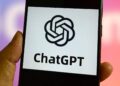 Lanzan ChatGPT para adolescentes con restricciones automáticas de contenido