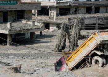 Deslizamiento de tierra en el Tíbet deja numerosas víctimas [Videos]