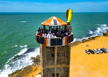 Gobernador Caldera junto a la FANB reinaugura Faro Estratégico «Punta Perret» en Castilletes