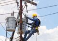 Alcaldía de Maracaibo instala transformadores nuevos solicitados por VenApp