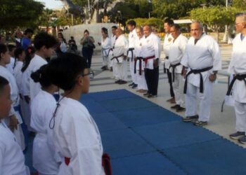 ‎Maracaibo vibra con el primer ‘Tope Municipal de Karate Do’ en el Parque Urdaneta
