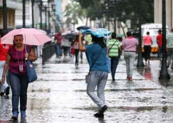 ¿Dónde va a llover este 9 de agosto? Inameh reporta avance de la Onda Tropical Nro.34 en varios estados