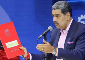Maduro envía mensaje de paz: Dios siga acompañando a los pueblos del mundo