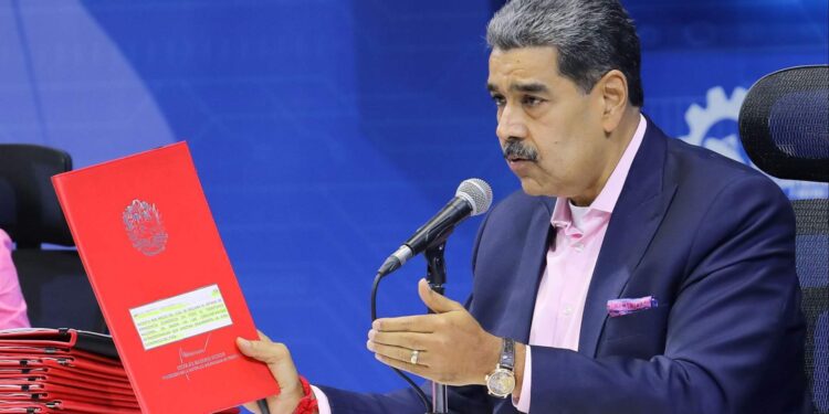 Maduro envía mensaje de paz: Dios siga acompañando a los pueblos del mundo