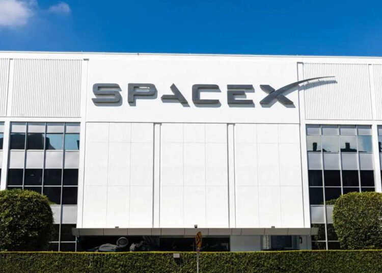 SpaceX fija el 2027 como el año para lanzar los satélites dotados con IA de Nvidia