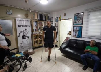Del colapso a la esperanza: la historia de superación de un sobreviviente del terremoto en Venezuela