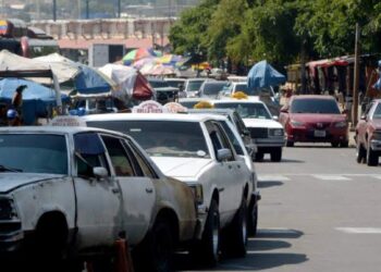 Fijan tarifa mínima del pasaje urbano en 200 bolívares a partir del 1 de septiembre