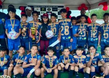 Guerreros de Cristo F.C. se titula campeón en dos categorías de la V Copa Vacacional “La Popular”