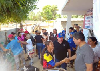 Masiva asistencia en la renovación de vocerías en la parroquia Antonio Borjas Romero