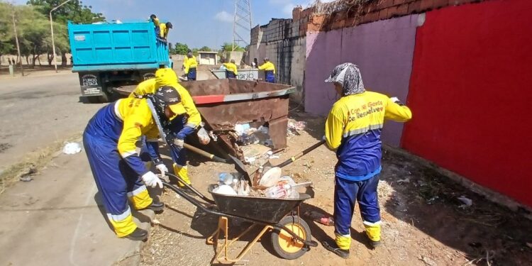 ‎¡Alcaldía continúa saneando espacios! ‎        En El Trébol el IMA extrajo 50 toneladas de desechos