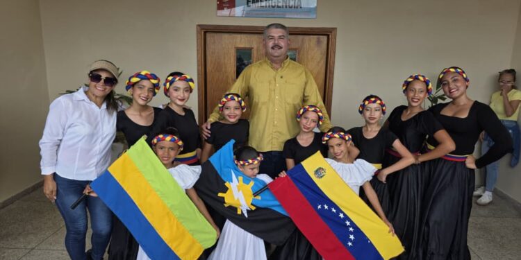 Gobernador Luis Caldera entrega rehabilitado y dotado el CDI de Pueblo Nuevo – El Chivo