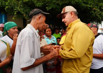Plan Cayapa de la Salud llega a la Clínica Popular I Cuatro Esquinas en el municipio Francisco Javier Pulgar