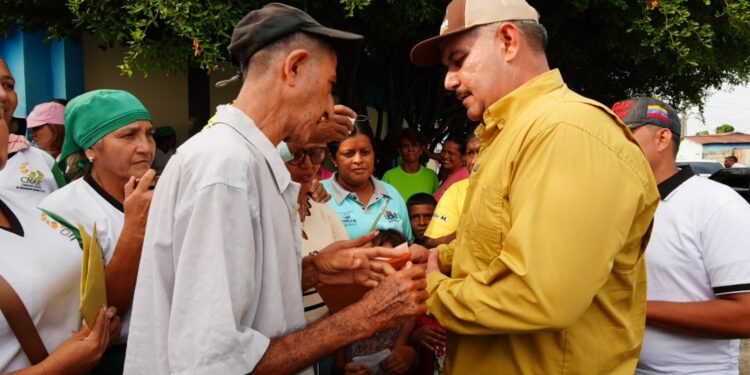 Plan Cayapa de la Salud llega a la Clínica Popular I Cuatro Esquinas en el municipio Francisco Javier Pulgar
