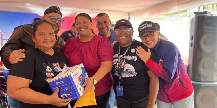 La Alcaldía de Maracaibo entrega más de 70 ayudas técnicas en Venancio Pulgar