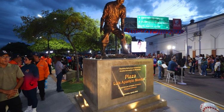 Ana Clara Barboza de Di Martino enaltece el legado de Luis Aparicio en emotivo homenaje