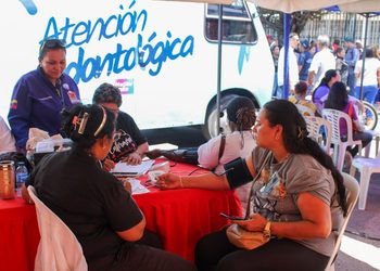 Ferias Escolares llegan al Mercado Popular y de emprendedores de la Alcaldía de Maracaibo