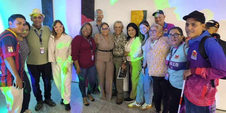 Carlos Moreno hizo vibrar en una nueva edición de los «Jueves Culturales» de la Alcaldía