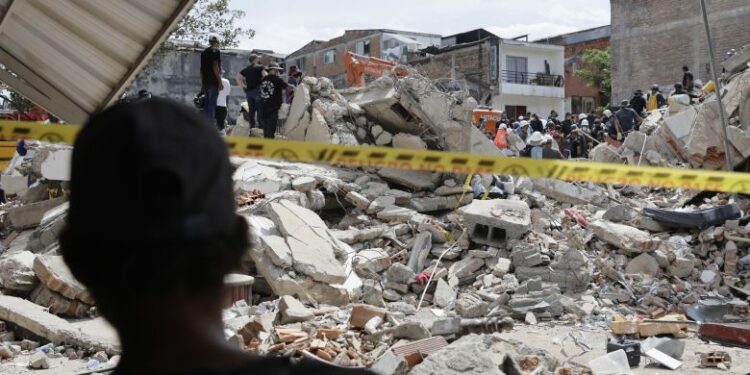 Balance actualizado: Asciende a 285 el número de fallecidos y a más de 3900 los heridos por terremoto en Colombia