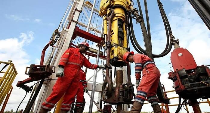 Exportaciones petroleras venezolanas a EEUU subieron 81% la semana pasada y alcanzaron máximo semanal desde 2017