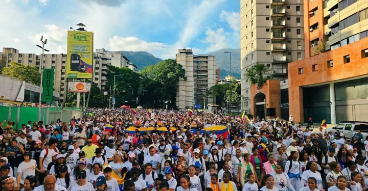 Presidenta Rodríguez agradece participación del pueblo en la Gran Marcha para Jesús