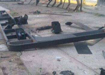 Imtcuma sustituye semáforo derribado por choque de vehículos en Avenida La Limpia