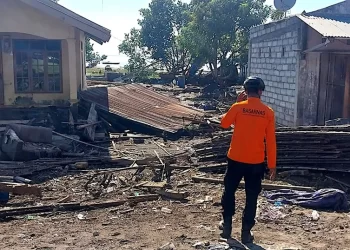 Más de medio centenar de muertos, 135 heridos y 5.000 evacuados por el terremoto indonesio