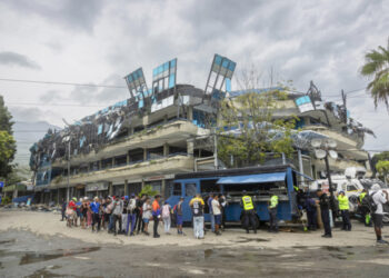 El 75% de los comercios en La Guaira solo podrán mantener su nómina por 3 meses tras los terremotos