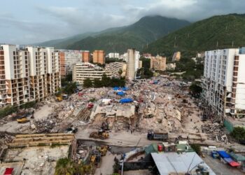 Caen en 80% ingresos del sector productivo en La Guaira, estado más afectado por sismos