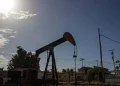 Estados Unidos prevé la firma de nuevos acuerdos petroleros con Venezuela