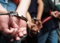 Autoridades incautan 430 kilos de droga tras persecución: dos hombres resultan detenidos