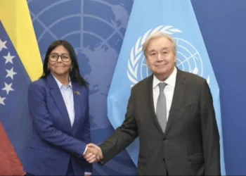 António Gutiérrez recibe a Delcy Rodríguez en la ONU: inicia agenda económica multilateral