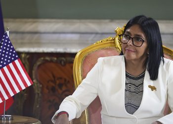 Delcy Rodríguez: Venezuela avanza para ser una potencia gasífera y petroquímica