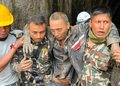 Rescatan con vida a un hombre, atrapado 10 días bajo tierra tras las catastróficas inundaciones en Nepal (VIDEO, FOTOS)