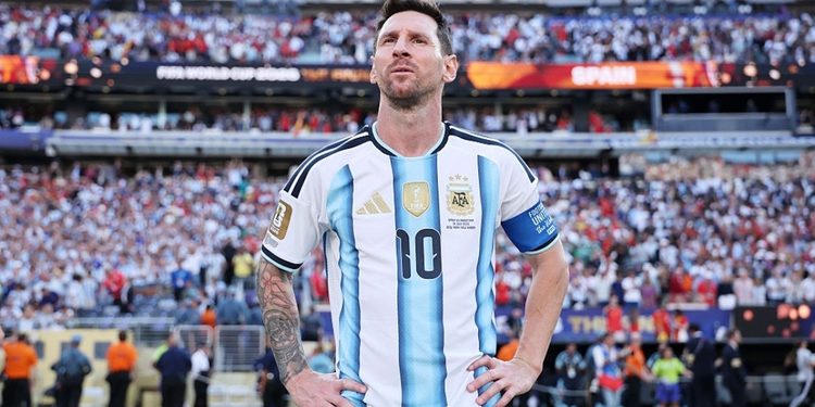 Argentina anuncia la despedida de Messi