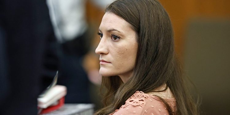 «Era cariñosa y maravillosa»: Jurado explica por qué no declaró culpable a la mujer que mató a sus 3 hijos