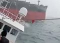 Enorme granelero panameño choca con pesquero chino (VIDEO)