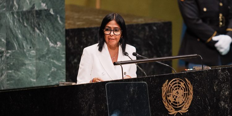 «Iniciamos un proceso de transformación democrática»: Delcy Rodríguez da histórico discurso en la ONU