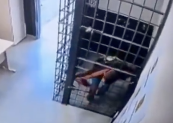Detenido hace fuga ‘imposible’ de su celda en Brasil (VIDEO)