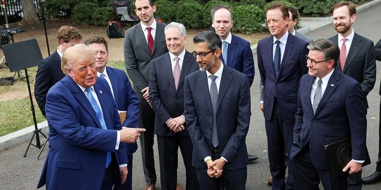 Trump publica el pacto alcanzado con los gigantes de la IA: ¿qué incluye?