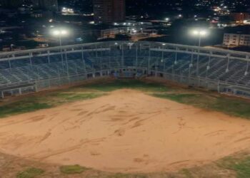 Con éxito se ejecutó prueba de luminarias en el estadio Alejandro Borges
