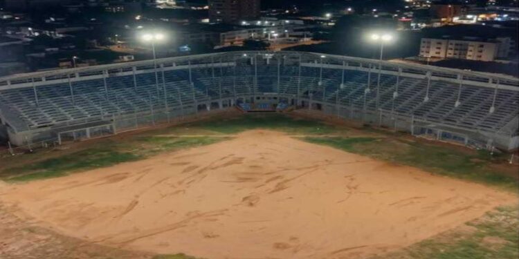 Con éxito se ejecutó prueba de luminarias en el estadio Alejandro Borges