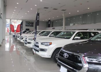 Solicitan reforma tributaria para bajar los precios de los vehículos